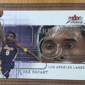 Kobe Bryant – 2000-01 Fleer Focus Arena Vision #11 of 15AV