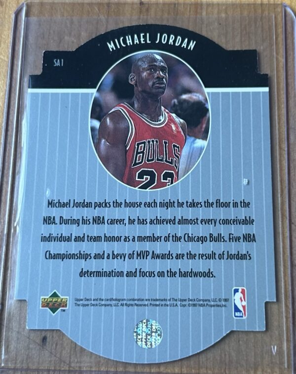 Michael Jordan – Star Attractions SA1 (1997 Upper Deck, Die-Cut) - Image 2