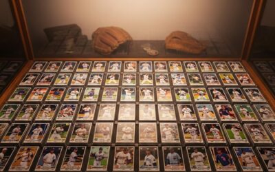 Which Baseball Cards Are Worth Money Right Now?