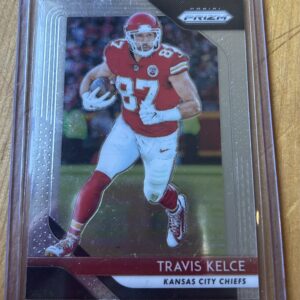 Travis Kelce 2018 Panini Prizm Base #105