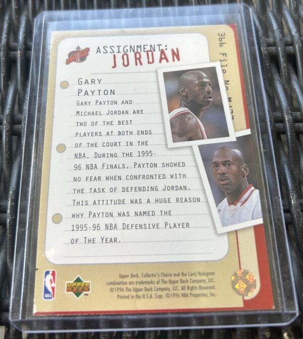 Gary Payton / Michael Jordan 1996 Upper Deck Collector’s Choice #366 – Assignment: Jordan - Image 2